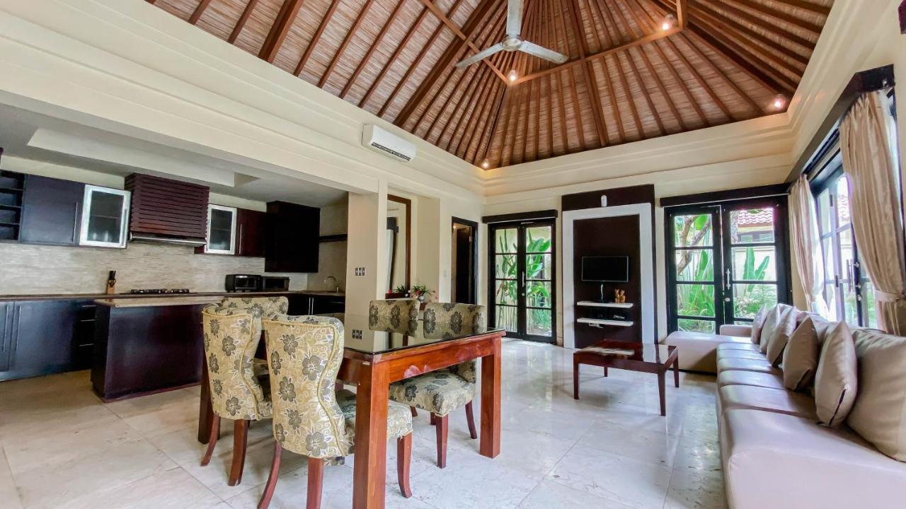 Cometa Villas Seminyak By Premier Hospitality Asia Exterior photo